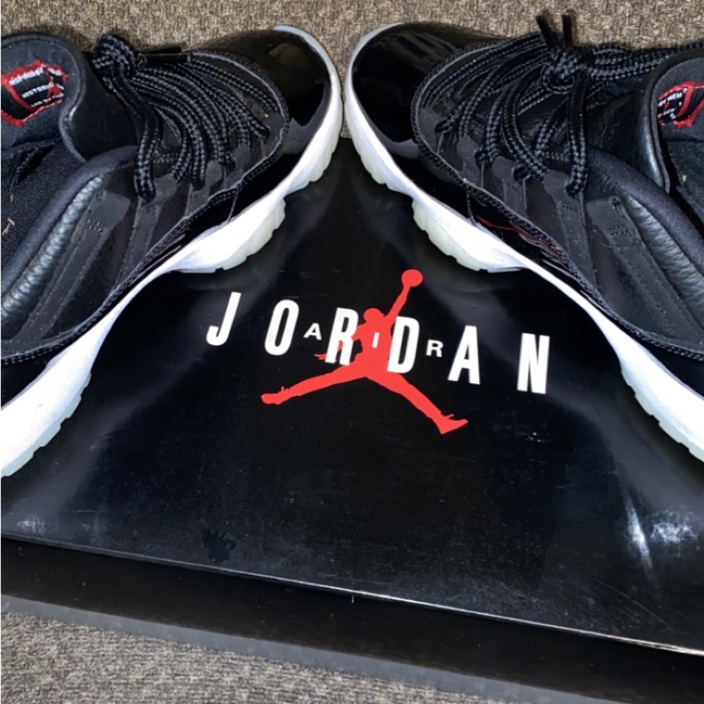 Air Jordan 11 Retro Low